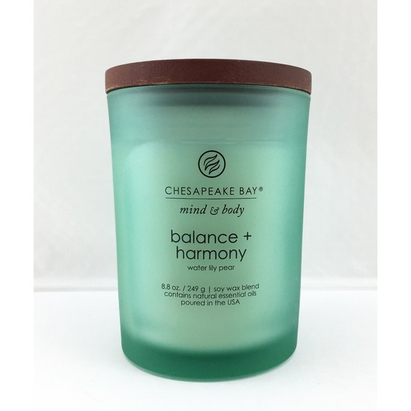 Chesapeake Bay Mind & Body Candle Balance + Harmony Water Lily Pear Scent 8.8 oz - Picture 1 of 4